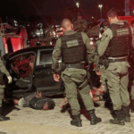 Tiroteio entre policiais e criminosos termina com quatro presos em Olinda