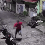 Grupo armado atira contra jovens e rouba moto em Goiana