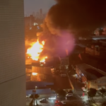 Incêndio atinge estabelecimentos comerciais no bairro de São José, no Recife