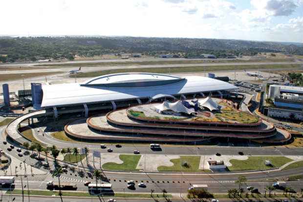 Recife deve bater recorde histórico de voos internacionais em janeiro de 2027