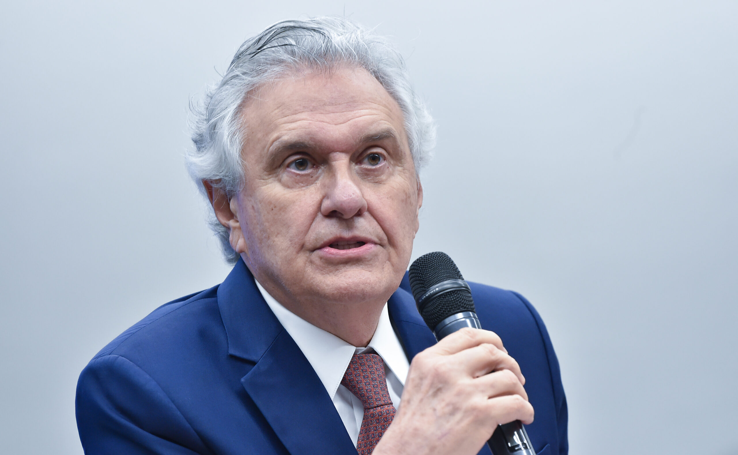 Após apoiar Flávio Bolsonaro, Ronaldo Caiado reconhece reeleição de Lula